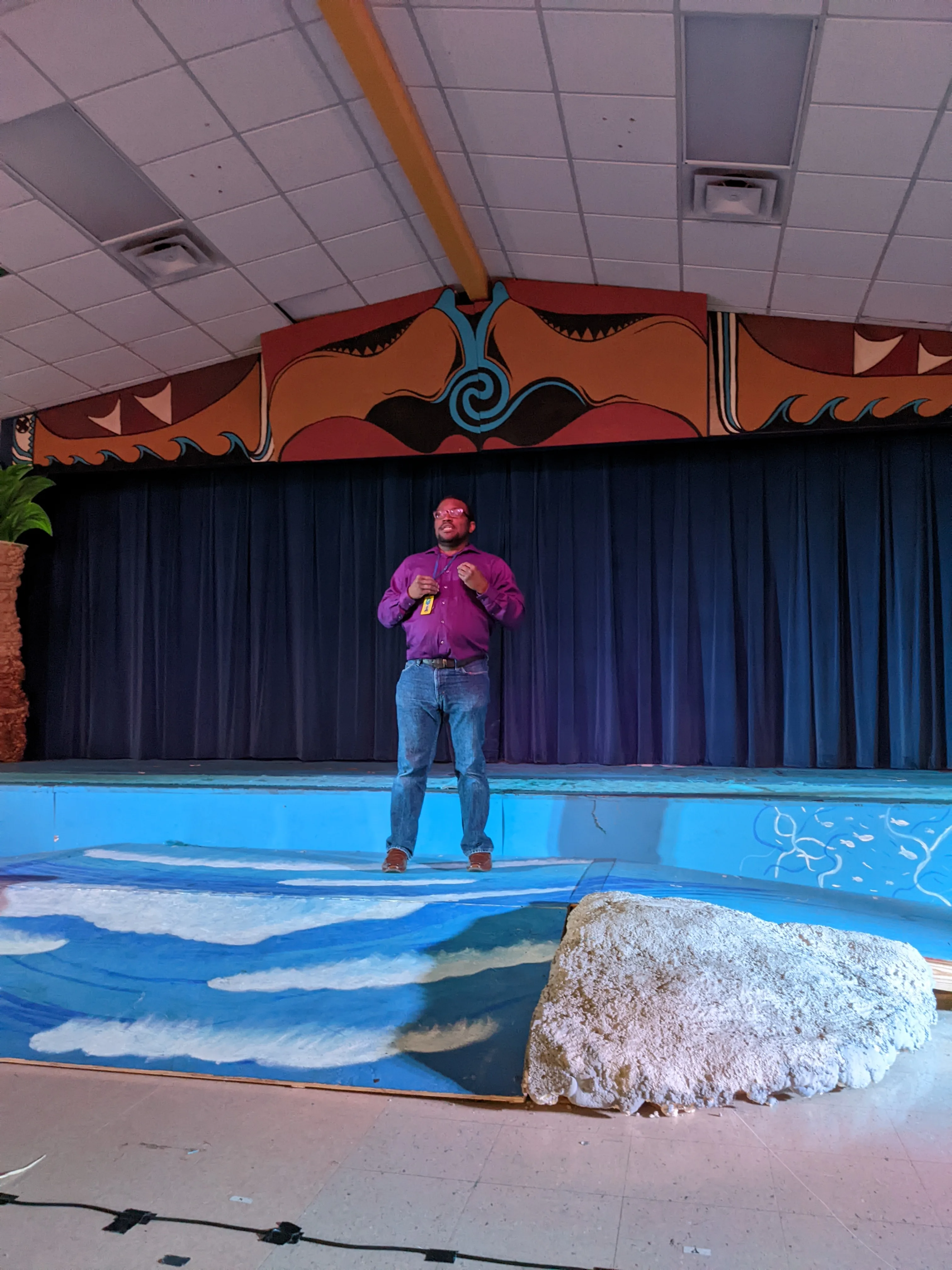 Jason Wright performing solo onstage